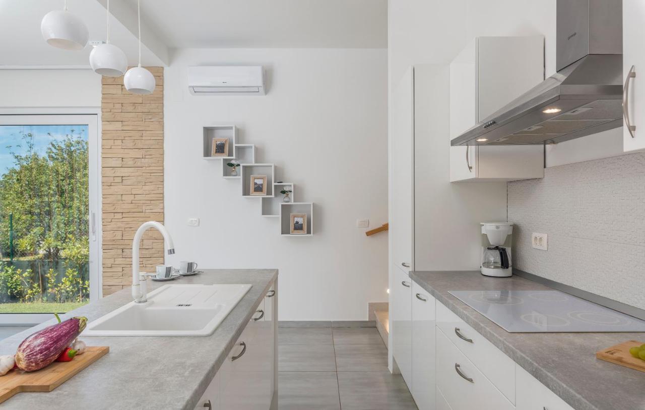 Villa Selest Umag Exterior foto